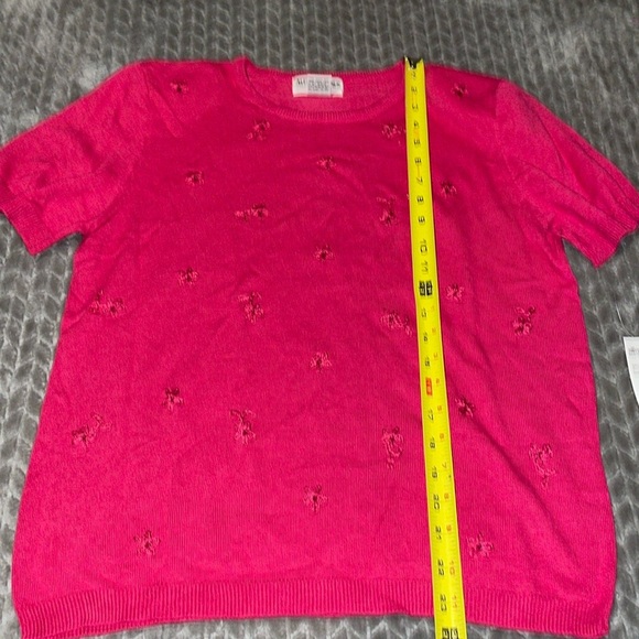 NWT Alfred Dunner Short Sleeve Floral Embroidered Sweater.  Large Petite. - Picture 8 of 12